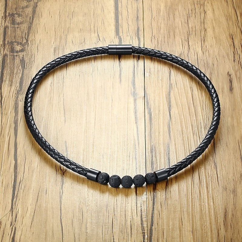 Collar Cuero Negro y Piedra de Lava