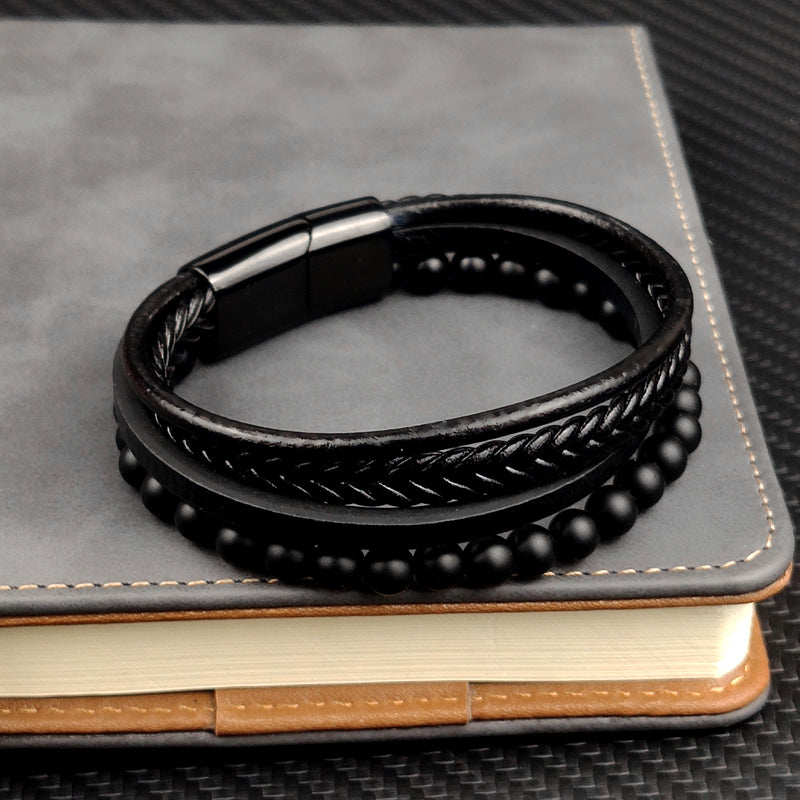 Pulsera de Cuero con Cierre Magnético de Acero.
